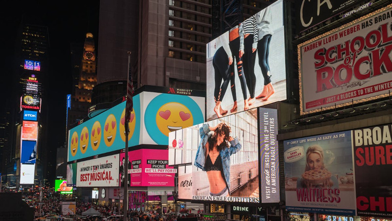 2. Transparent LED Displays in Malls